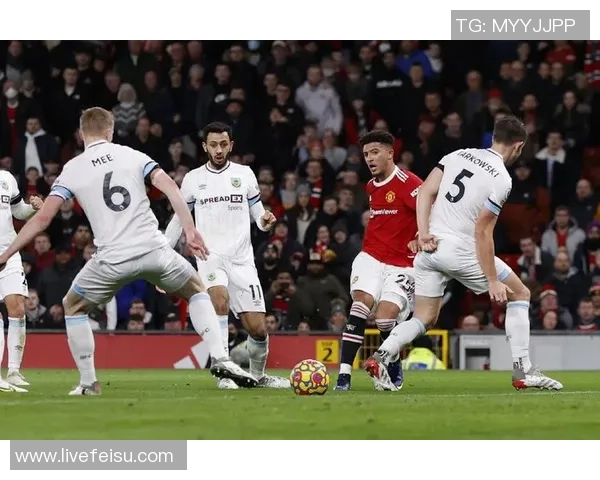曼联与马竞历史交锋比分回顾及精彩瞬间分析